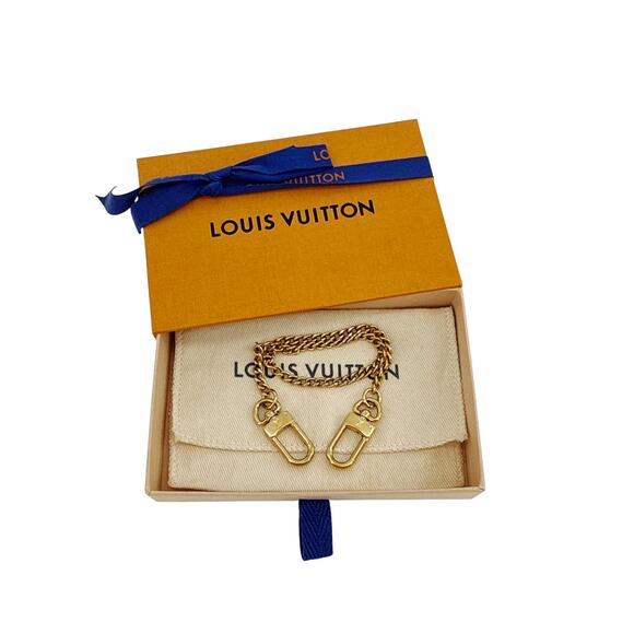 LOUIS VUITTON Chain Strap in Gold - Picture 2 of 13